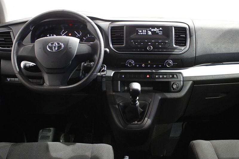 Toyota ProAce Verso Compact Shuttle